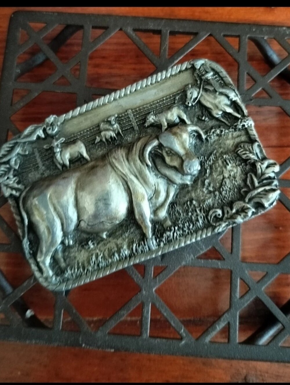 Bergamot Brass Works Belt Buckle BD3 Western Bull & Cattle Relief Pewter 1981